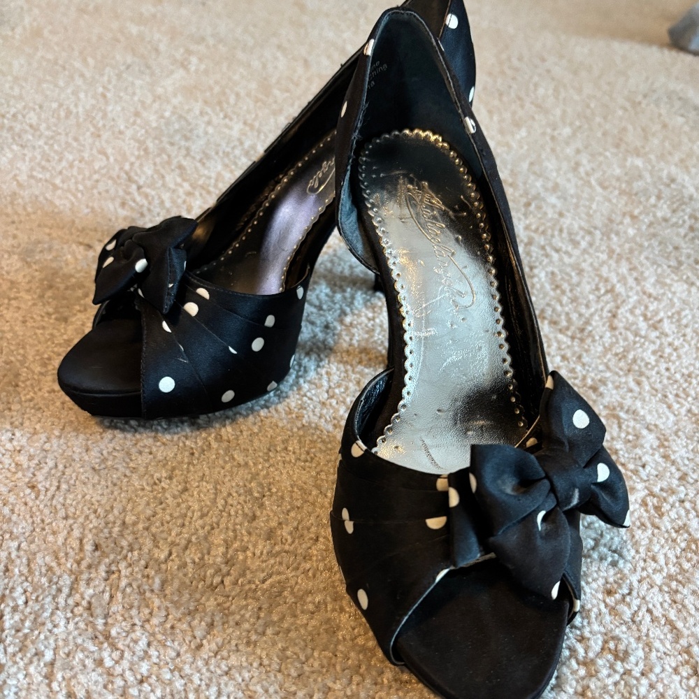 Michelangelo peep to polka dot pumps